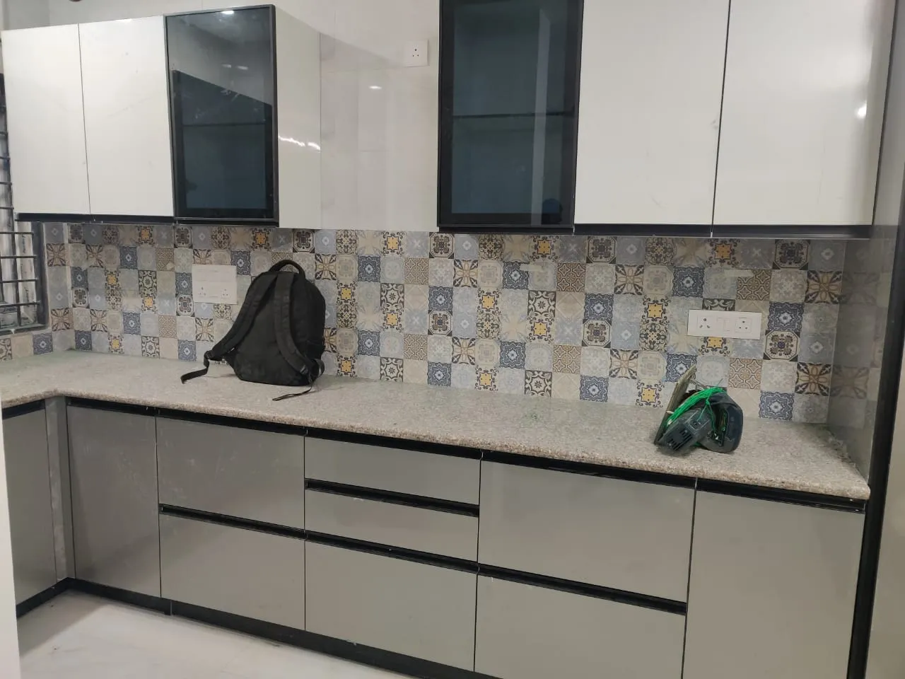 Commercial office interior design - Vivaan Constructions